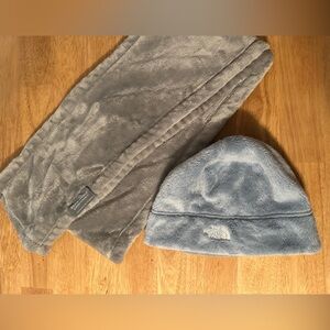 The North Face Light Blue Hat and Blanket scarf
